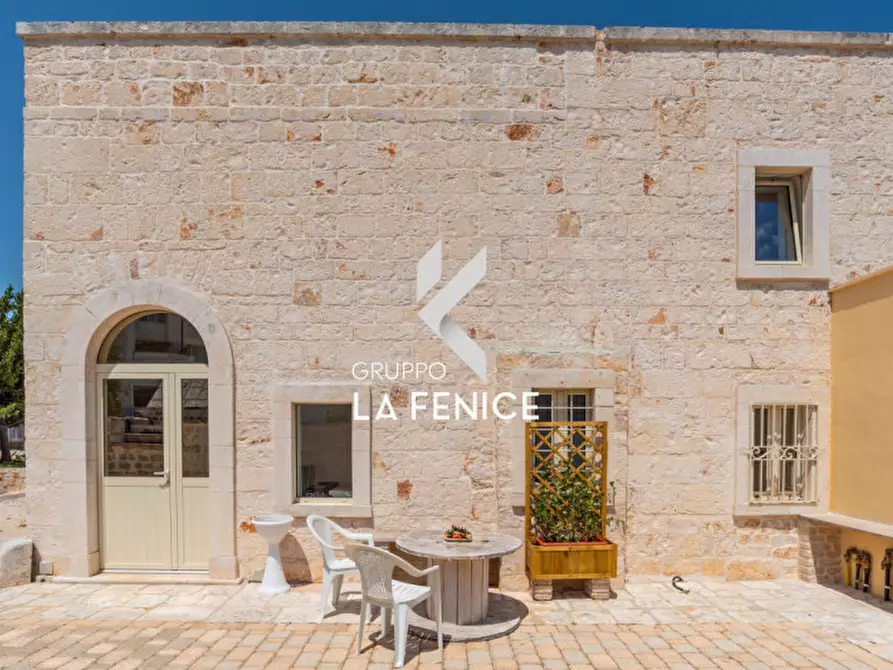 Immagine 30 di Villa in vendita  in via Fasano, 9 a Locorotondo