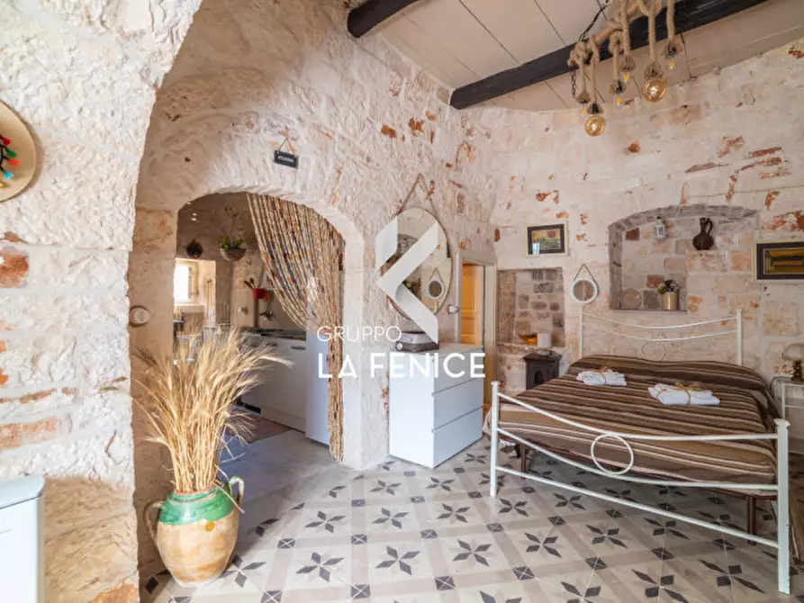 Immagine 40 di Villa in vendita  in via Fasano, 9 a Locorotondo