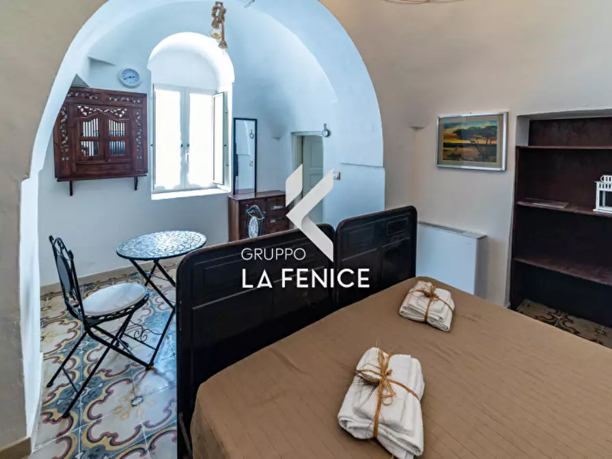 Immagine 45 di Villa in vendita  in via Fasano, 9 a Locorotondo