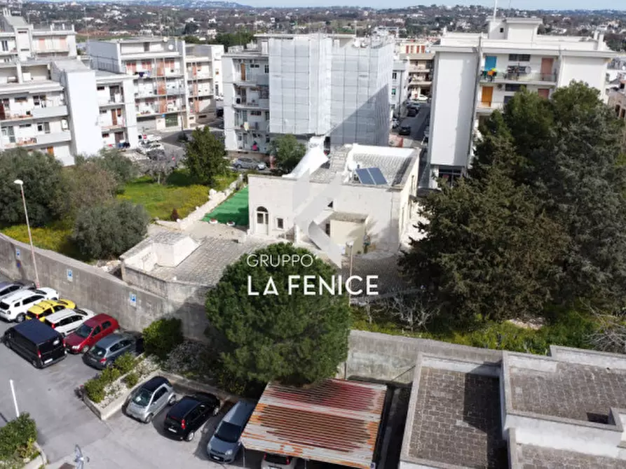 Immagine 58 di Villa in vendita  in via Fasano, 9 a Locorotondo