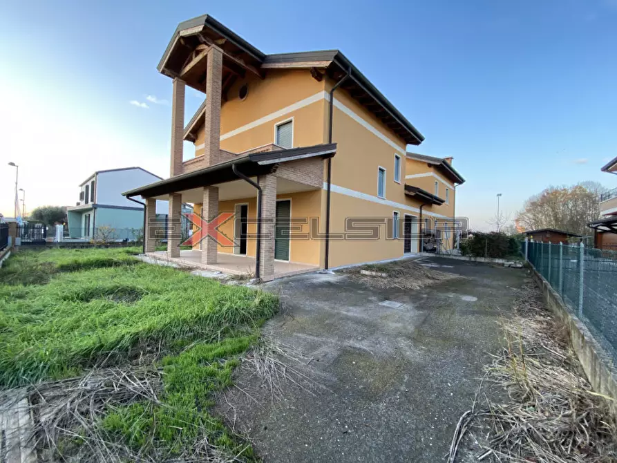 Immagine 3 di Casa bifamiliare in vendita  in Via G. Matteotti n.20 - bis Cavarzere (VE) a Cavarzere