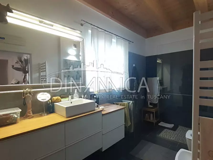 Immagine 18 di Rustico / casale in vendita  a San Giuliano Terme