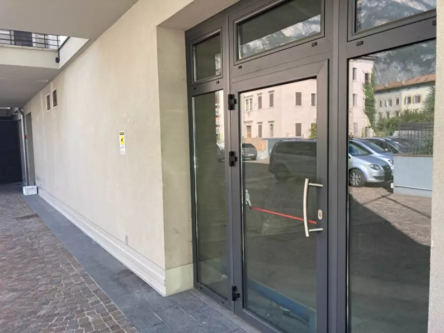 Immagine 3 di Attività commerciale in vendita  in Piazza delle Erbe a Mezzolombardo