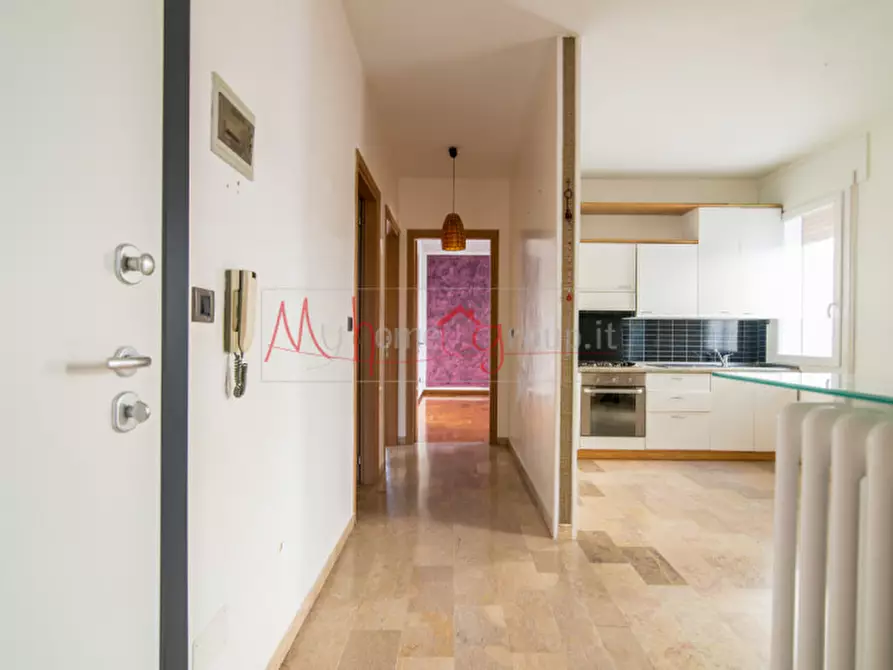 Immagine 1 di Appartamento in vendita  in Via Leopardi a Mestrino