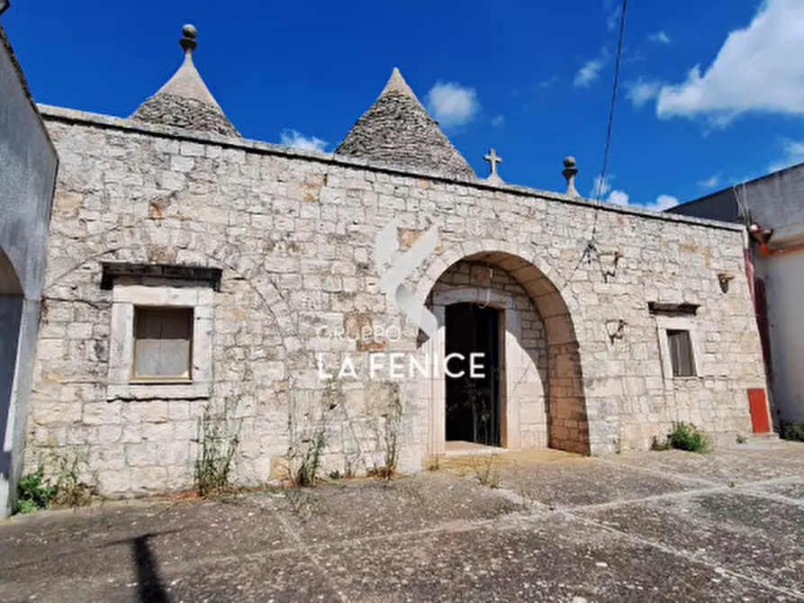 Immagine 1 di Rustico / casale in vendita  in CONTRADA BATTAGLINI a Martina Franca