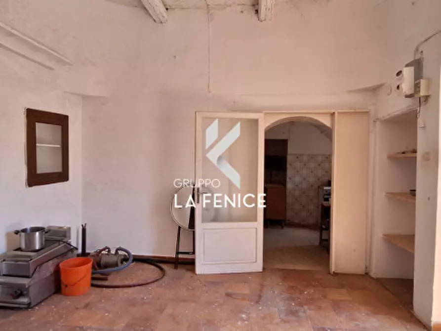 Immagine 13 di Rustico / casale in vendita  in CONTRADA BATTAGLINI a Martina Franca