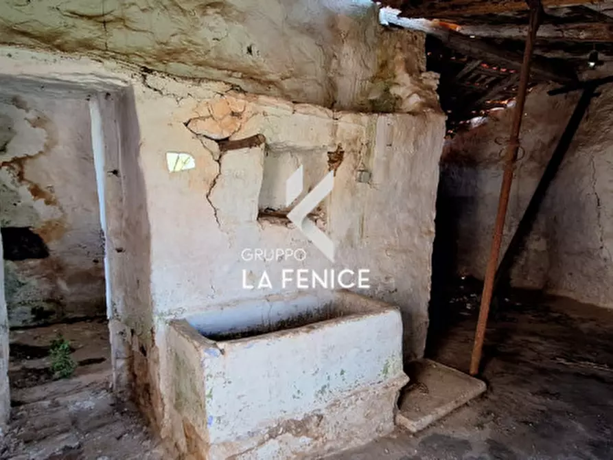 Immagine 33 di Rustico / casale in vendita  in CONTRADA BATTAGLINI a Martina Franca