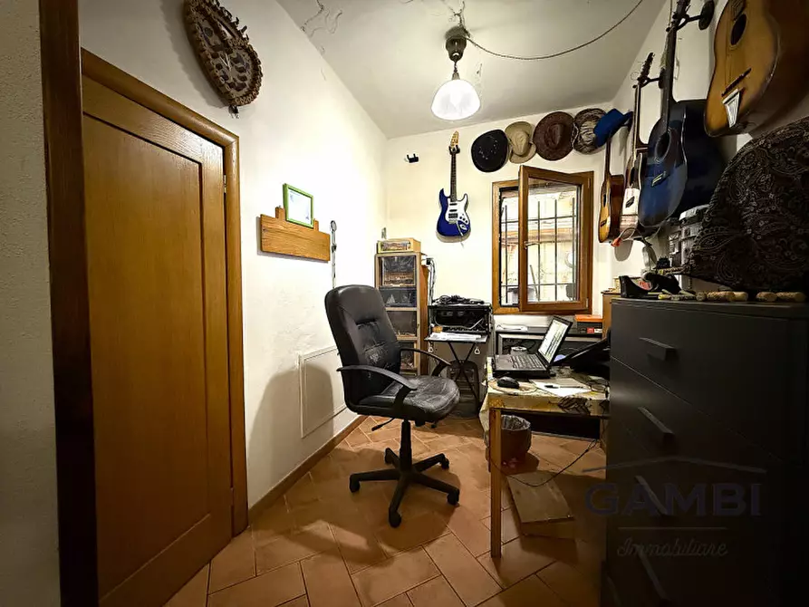 Immagine 3 di Casa bifamiliare in vendita  a Calenzano