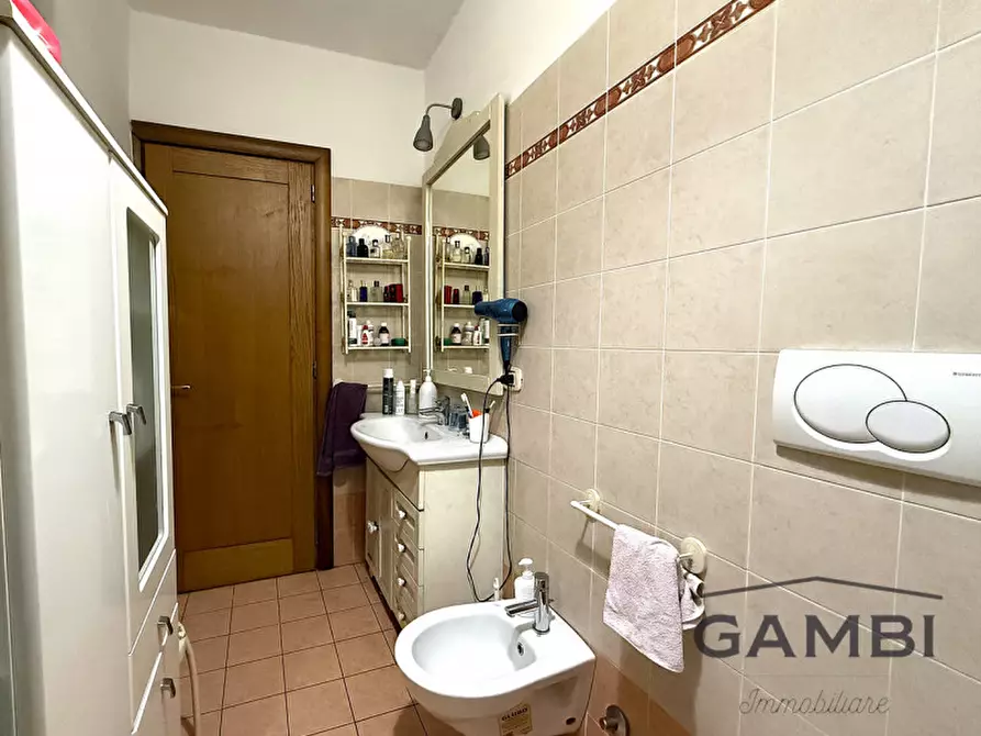 Immagine 5 di Casa bifamiliare in vendita  a Calenzano