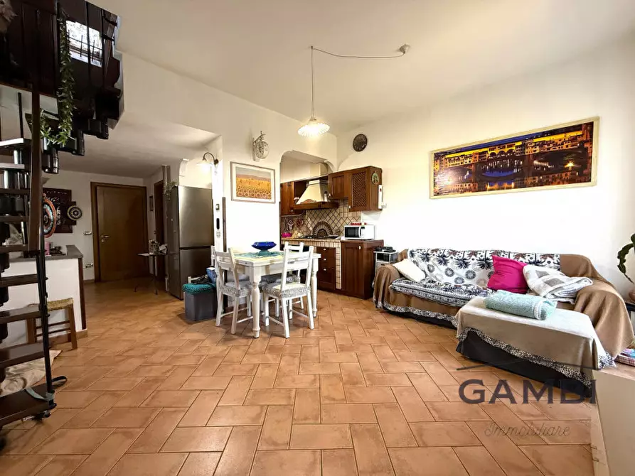 Immagine 18 di Casa bifamiliare in vendita  a Calenzano