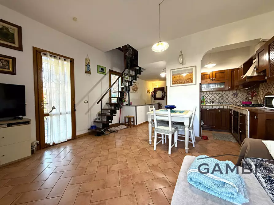 Immagine 20 di Casa bifamiliare in vendita  a Calenzano