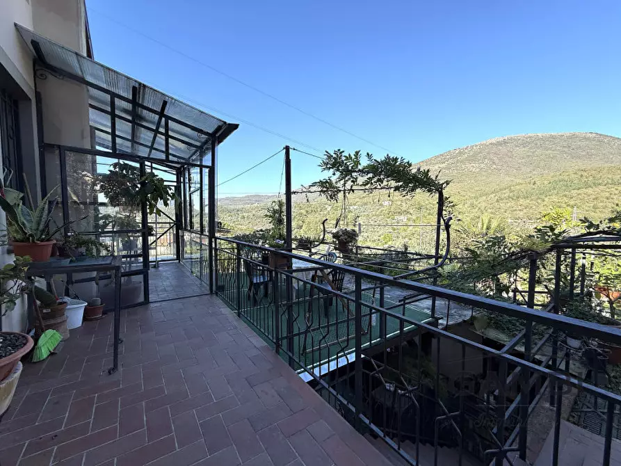 Immagine 39 di Casa bifamiliare in vendita  a Calenzano