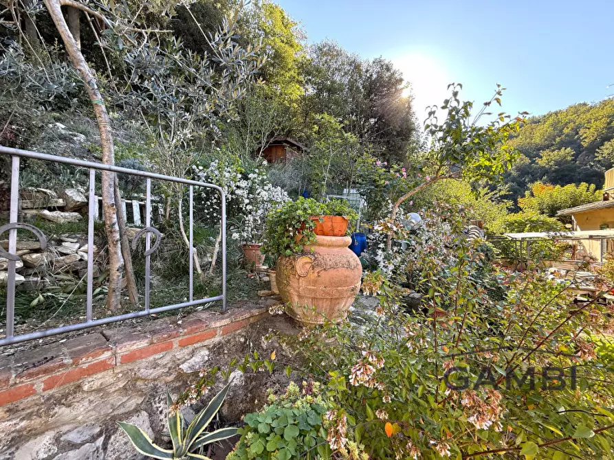 Immagine 45 di Casa bifamiliare in vendita  a Calenzano