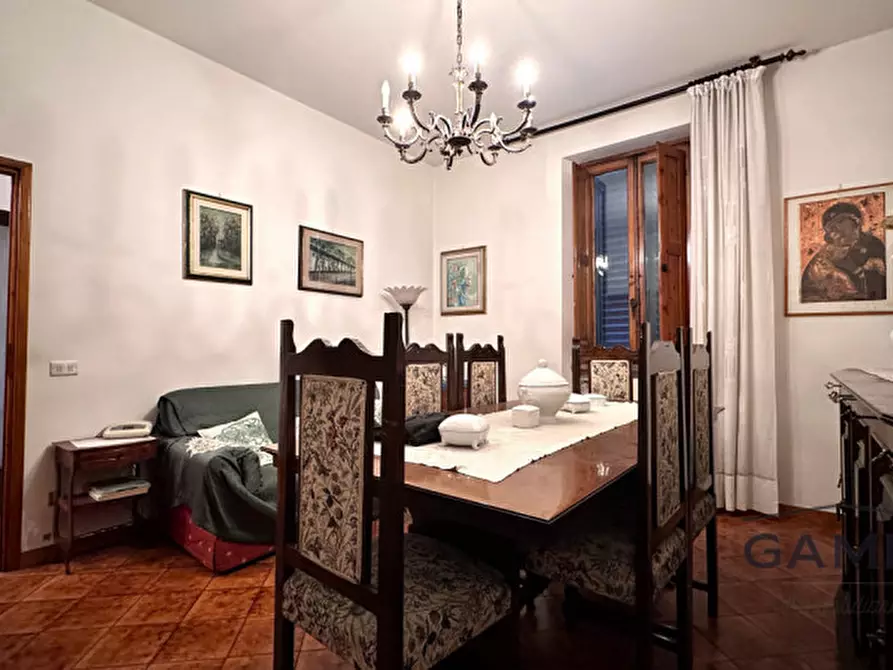 Immagine 2 di Casa indipendente in vendita  a Calenzano