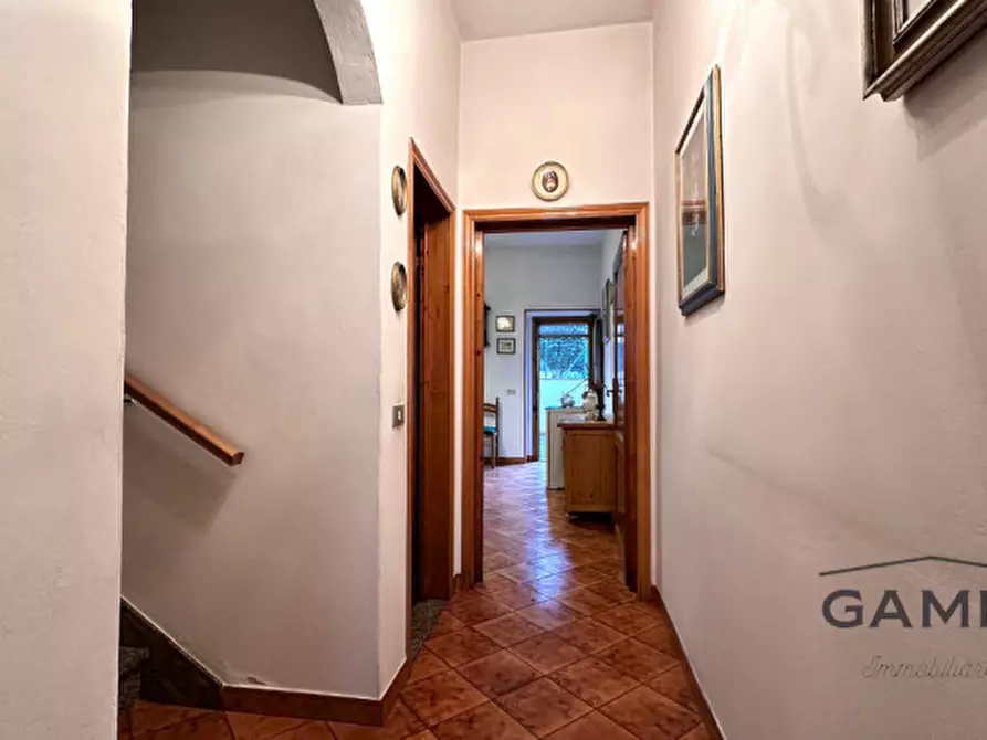 Immagine 5 di Casa indipendente in vendita  a Calenzano