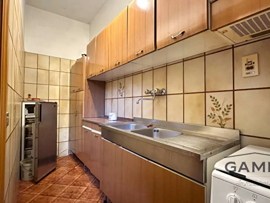 Immagine 10 di Casa indipendente in vendita  a Calenzano