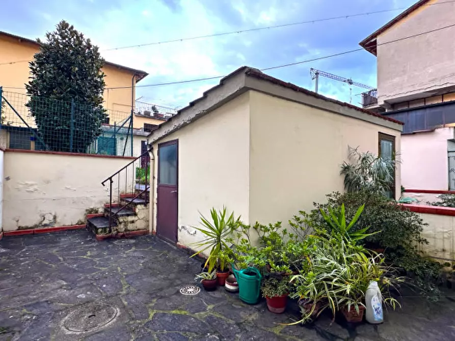 Immagine 11 di Casa indipendente in vendita  a Calenzano