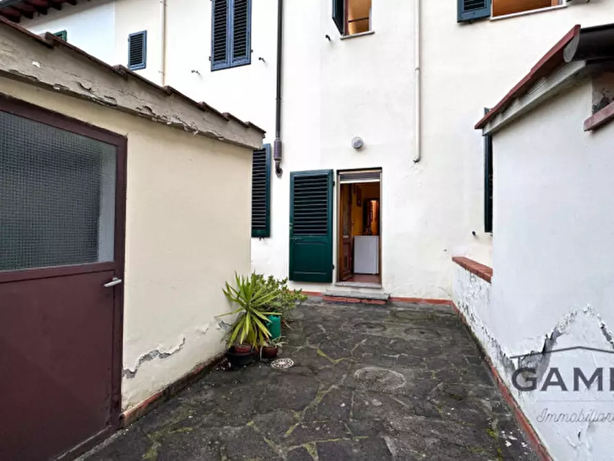 Immagine 13 di Casa indipendente in vendita  a Calenzano