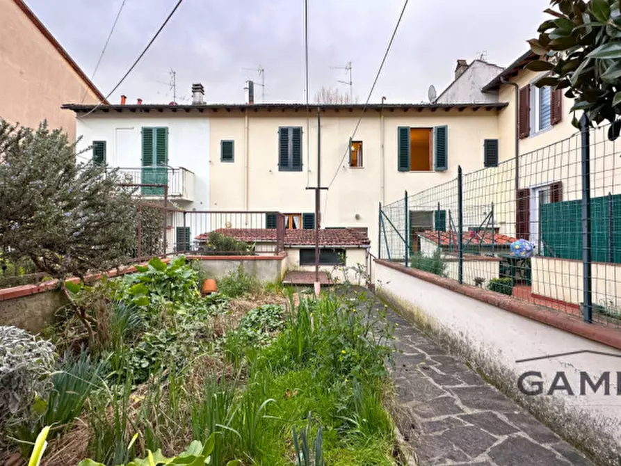 Immagine 16 di Casa indipendente in vendita  a Calenzano