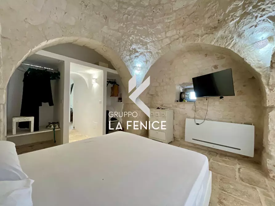 Immagine 42 di Rustico / casale in vendita  in c.da vaccara a Locorotondo