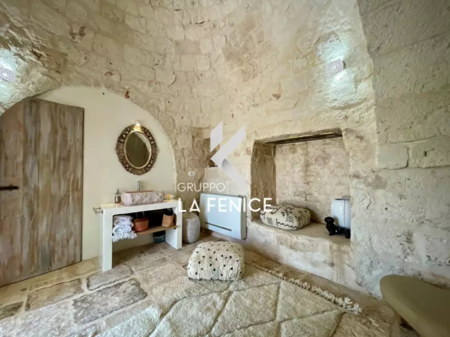 Immagine 46 di Rustico / casale in vendita  in c.da vaccara a Locorotondo