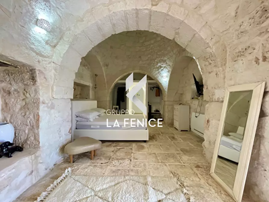 Immagine 46 di Rustico / casale in vendita  in c.da vaccara a Locorotondo