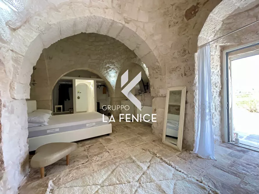 Immagine 48 di Rustico / casale in vendita  in c.da vaccara a Locorotondo