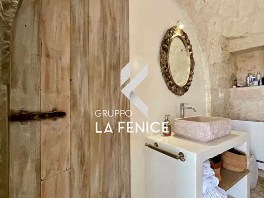 Immagine 52 di Rustico / casale in vendita  in c.da vaccara a Locorotondo