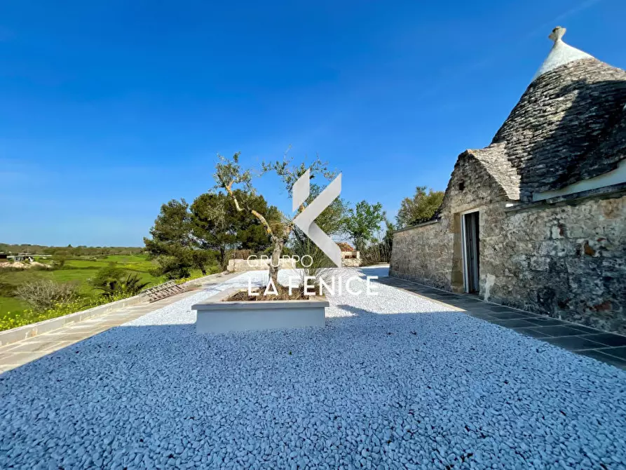 Immagine 56 di Rustico / casale in vendita  in c.da vaccara a Locorotondo