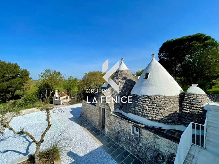 Immagine 75 di Rustico / casale in vendita  in c.da vaccara a Locorotondo