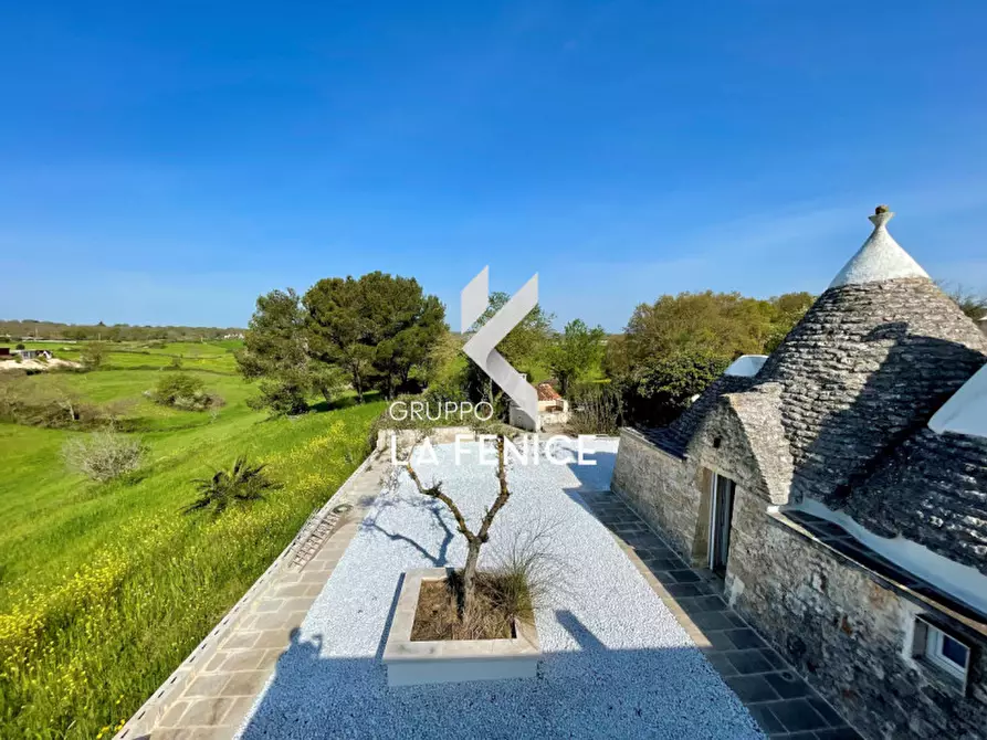 Immagine 76 di Rustico / casale in vendita  in c.da vaccara a Locorotondo