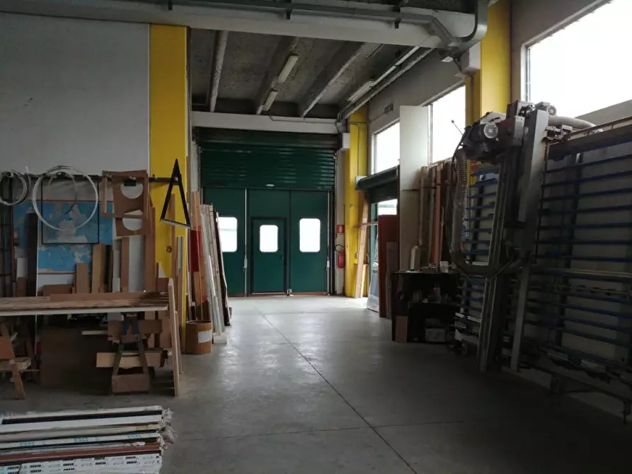 Immagine 10 di Laboratorio in vendita  in VIA FLEMING a Settimo Milanese