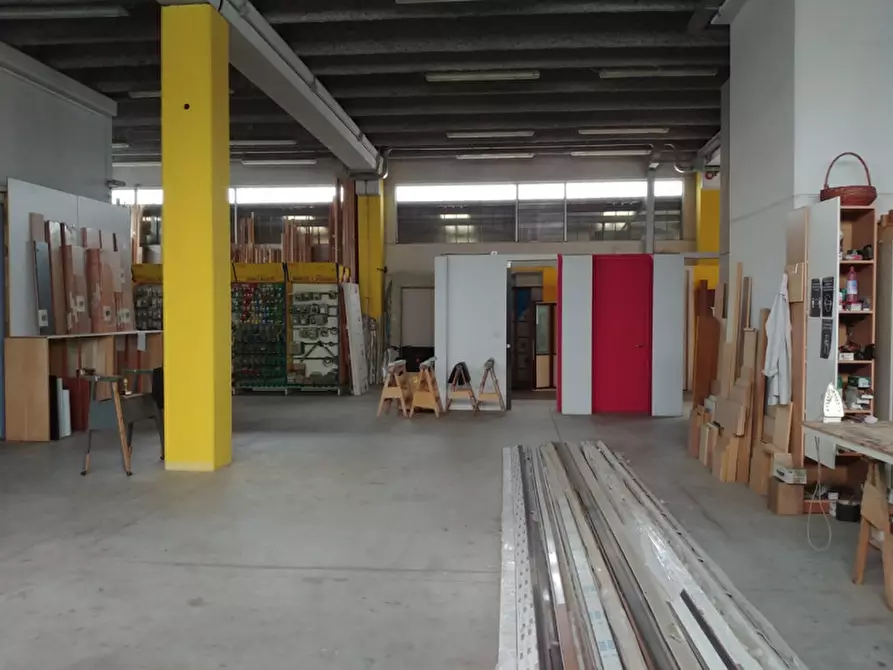 Immagine 13 di Laboratorio in vendita  in VIA FLEMING a Settimo Milanese
