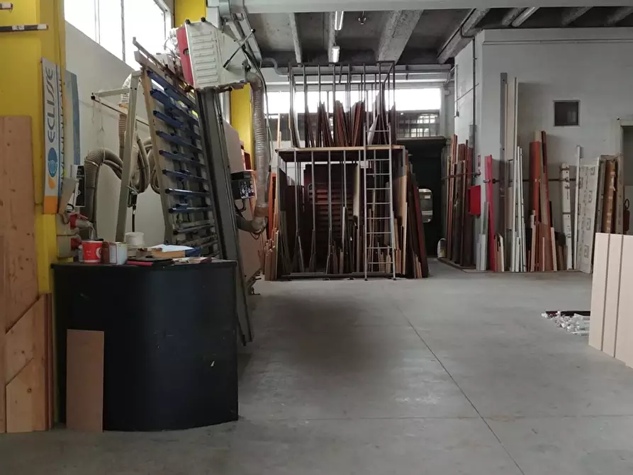 Immagine 18 di Laboratorio in vendita  in VIA FLEMING a Settimo Milanese