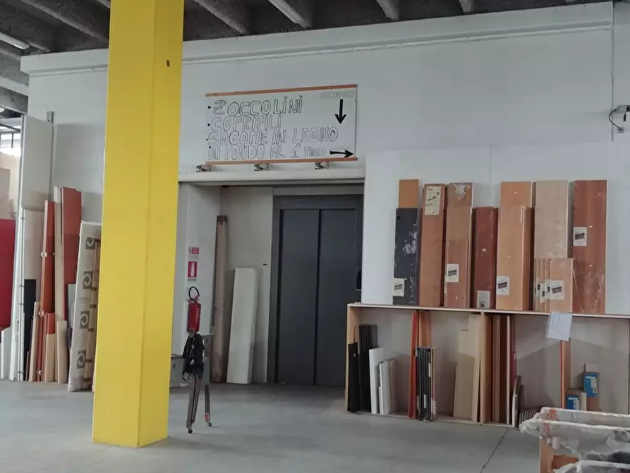Immagine 6 di Magazzino in vendita  in VIA FLEMING a Settimo Milanese