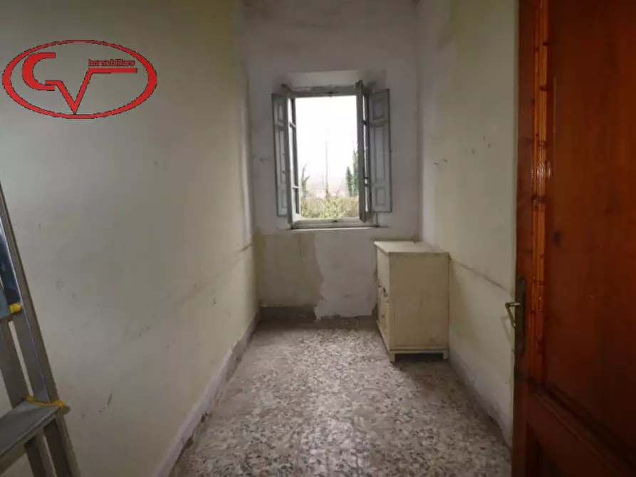 Immagine 8 di Villa in vendita  in ambra a Bucine