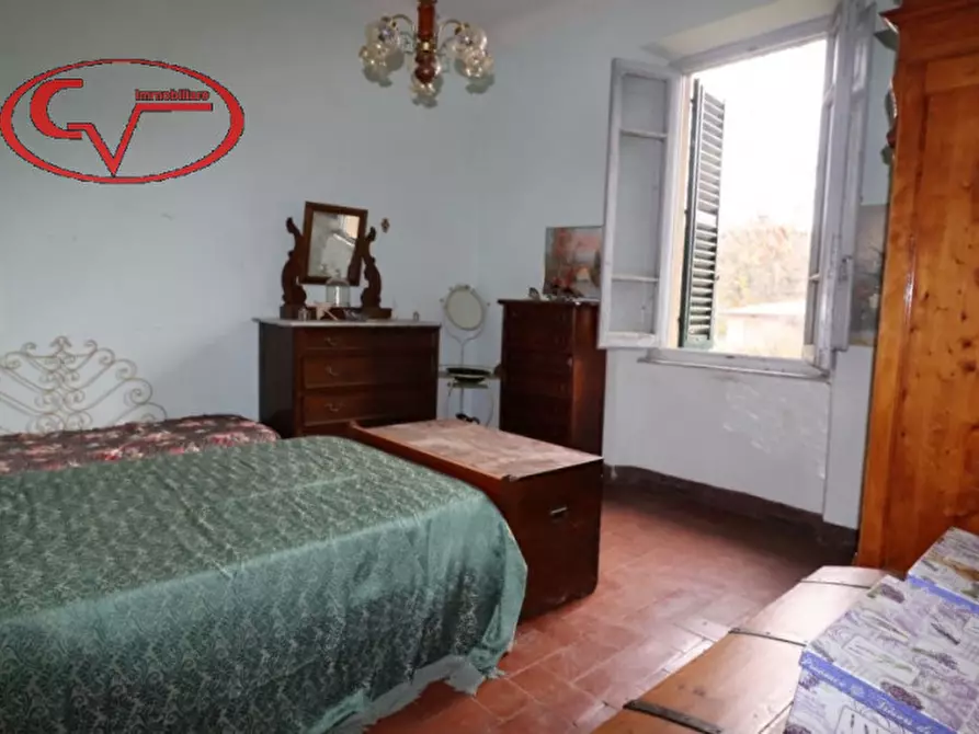 Immagine 15 di Villa in vendita  in ambra a Bucine