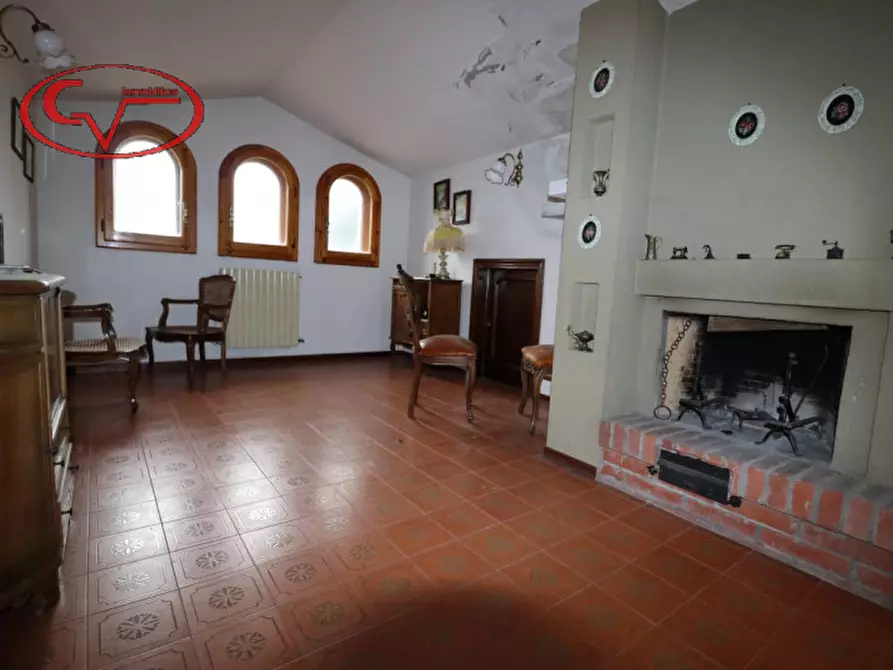 Immagine 22 di Villa in vendita  in ambra a Bucine