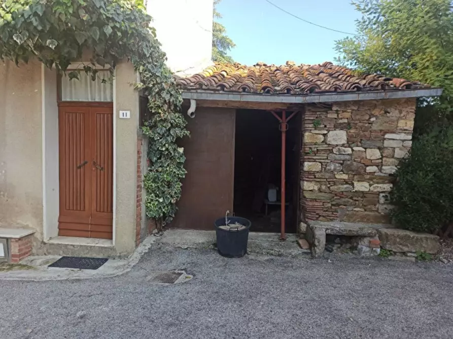 Immagine 7 di Garage in vendita  in Via Roma, Castiglione del lago a Magione