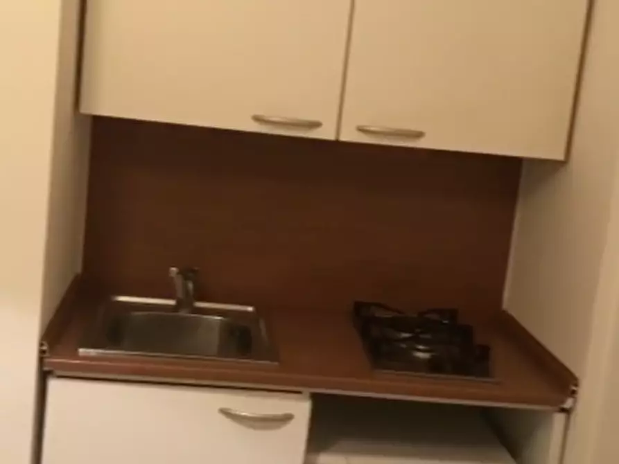 Immagine 2 di Appartamento in vendita  in Via Ceare Battisti a Padova