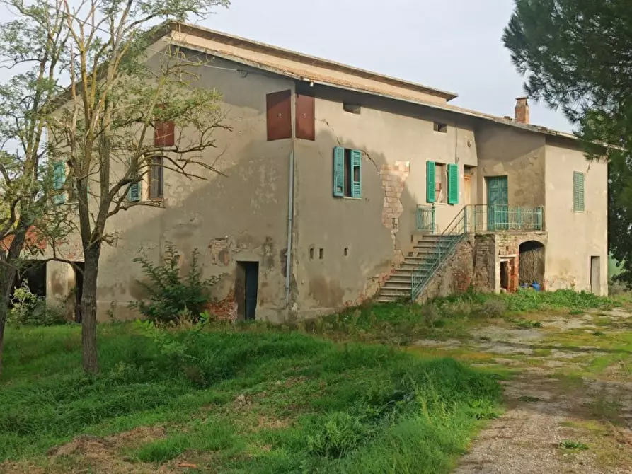 Immagine 1 di Rustico / casale in vendita  in Via Roma a Castiglione Del Lago