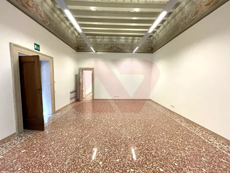 Immagine 13 di Ufficio in vendita  in Corso Palladio n.76 a Vicenza