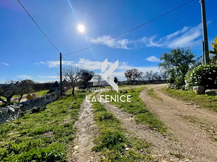 Immagine 17 di Rustico / casale in vendita  in CONTRADA PARCO TALLINAIO a Locorotondo