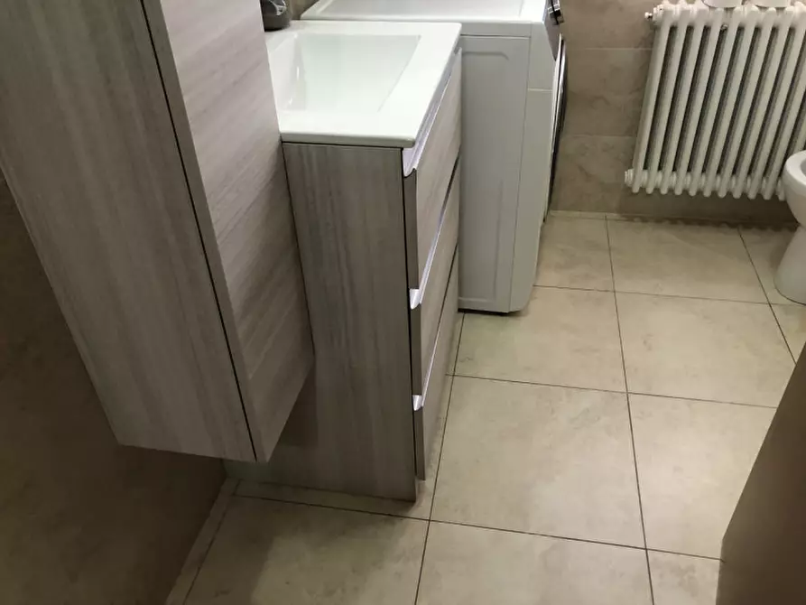Immagine 9 di Appartamento in affitto  a Concordia Sulla Secchia