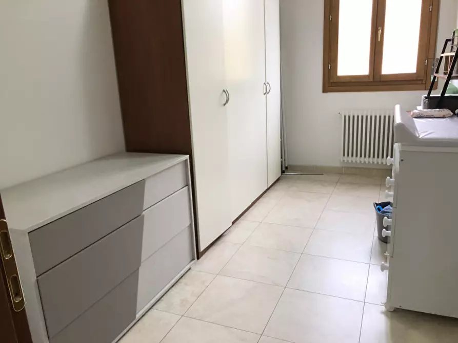 Immagine 10 di Appartamento in affitto  a Concordia Sulla Secchia