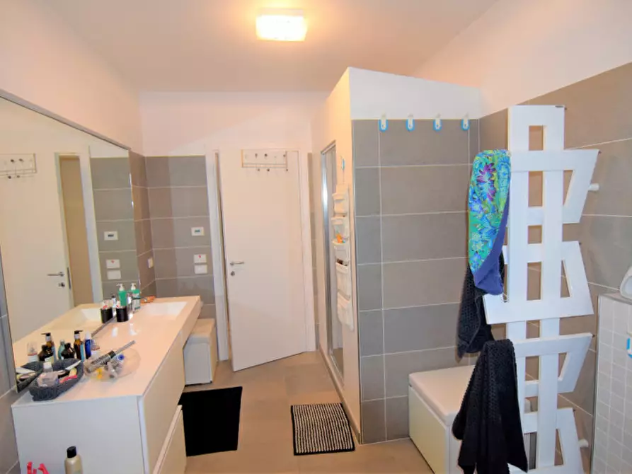 Immagine 25 di Casa bifamiliare in vendita  in VIA ASMARA a Jesolo