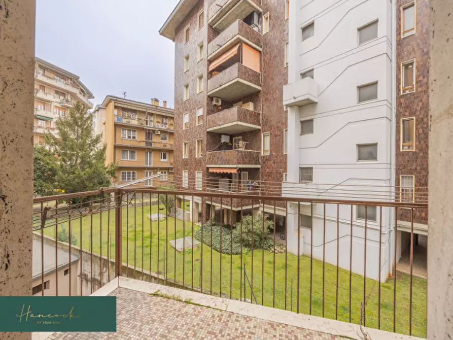 Immagine 27 di Appartamento in vendita  in Via XXIV Maggio a Verona