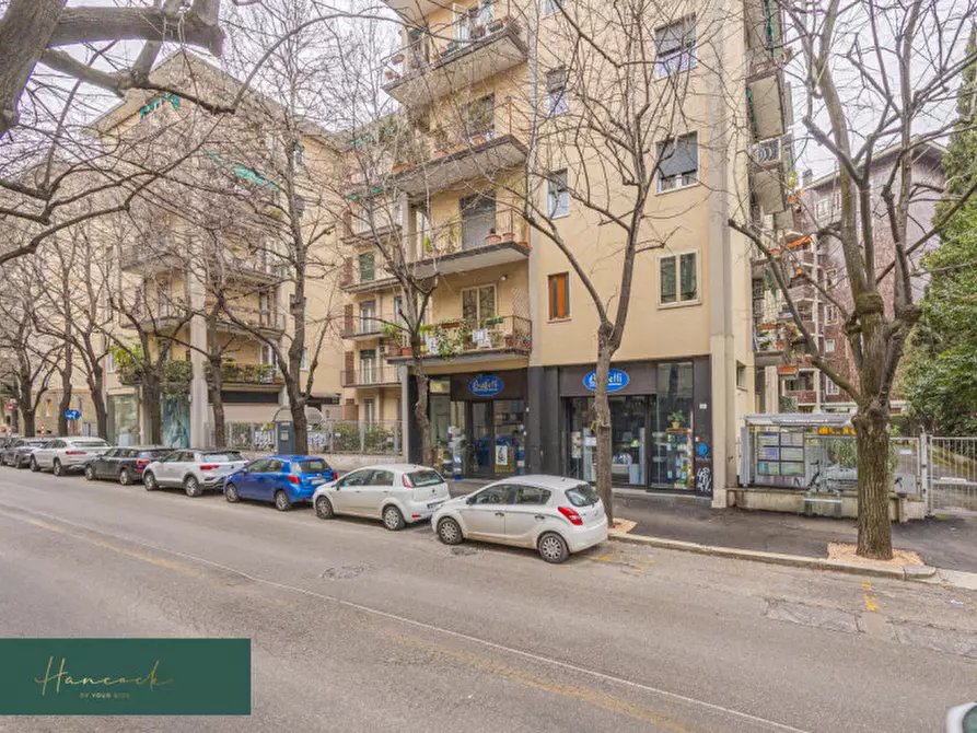 Immagine 31 di Appartamento in vendita  in Via XXIV Maggio a Verona