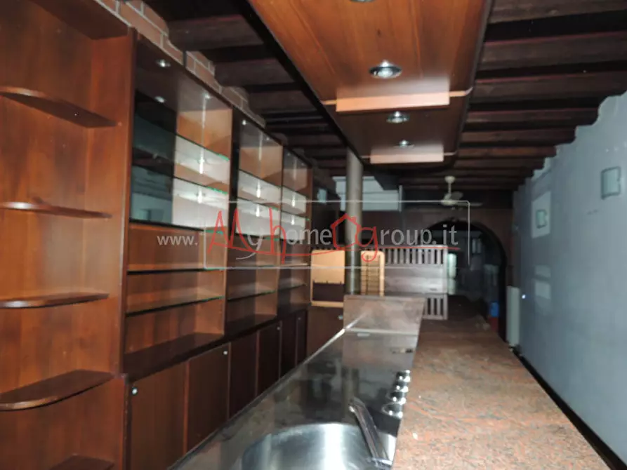 Immagine 2 di Negozio in affitto  in Pontecorvo a Padova