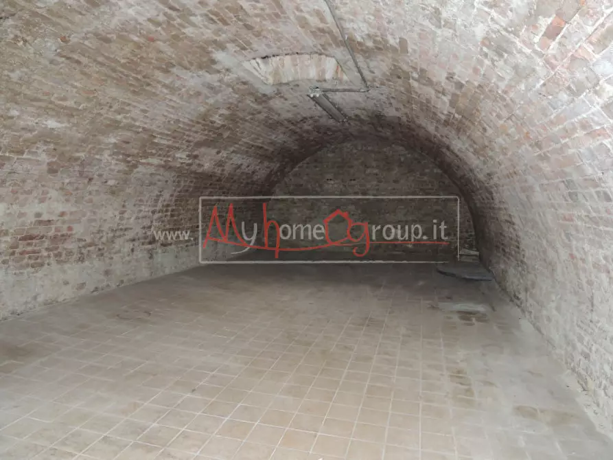 Immagine 21 di Negozio in affitto  in Pontecorvo a Padova